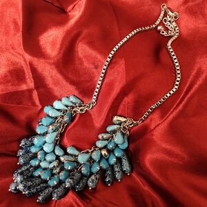 Vintage Elegant 2 Tone Blue & Silver Tone Bib Necklace